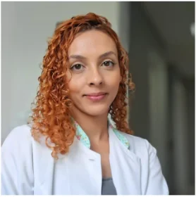 Dra. Larissa Mota — Fisioterapeuta